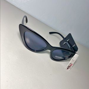 Retro black cat eye sunglasses